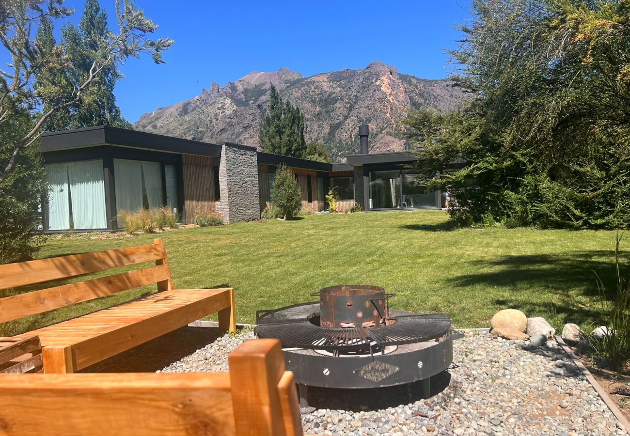 House in San Carlos de Bariloche - 09PAX ARE42 MECHI