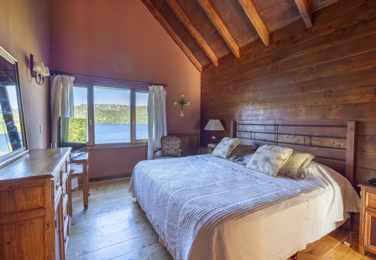 House in San Carlos de Bariloche - 09PAX VENAH01C ANA