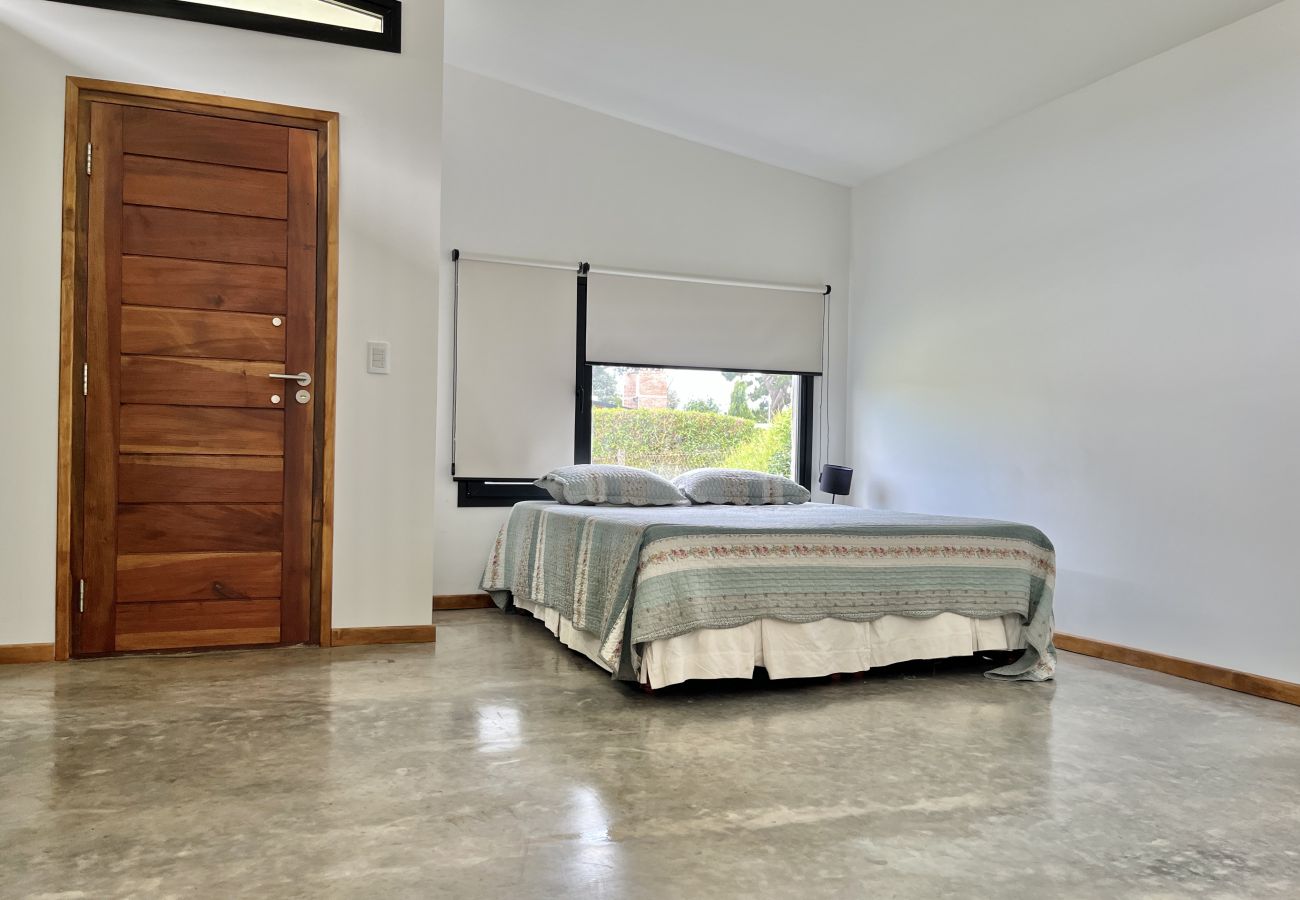 Studio in Mar Del Plata - A pasos del mar | Casa Paola | Hola Sur