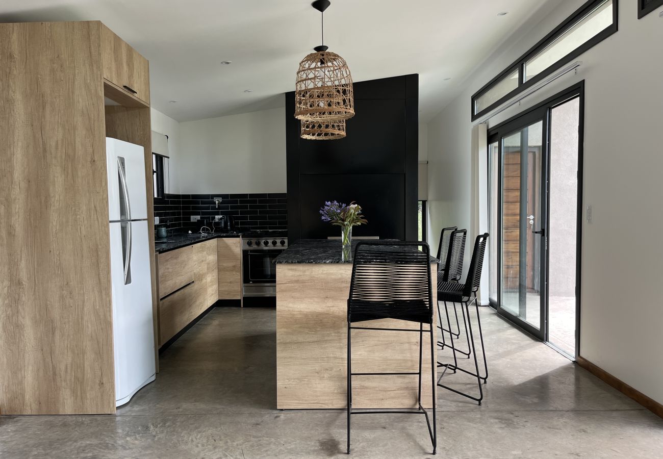 Studio in Mar Del Plata - A pasos del mar | Casa Paola | Hola Sur