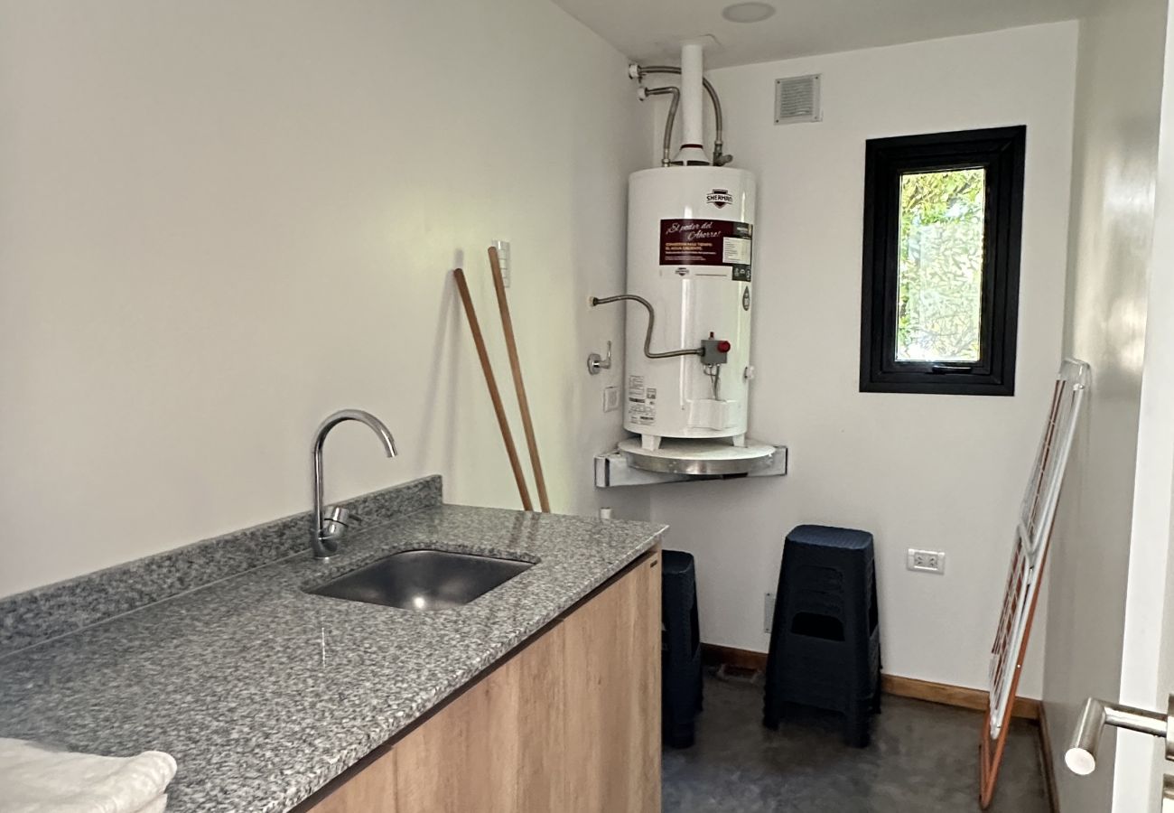 Studio in Mar Del Plata - A pasos del mar | Casa Paola | Hola Sur