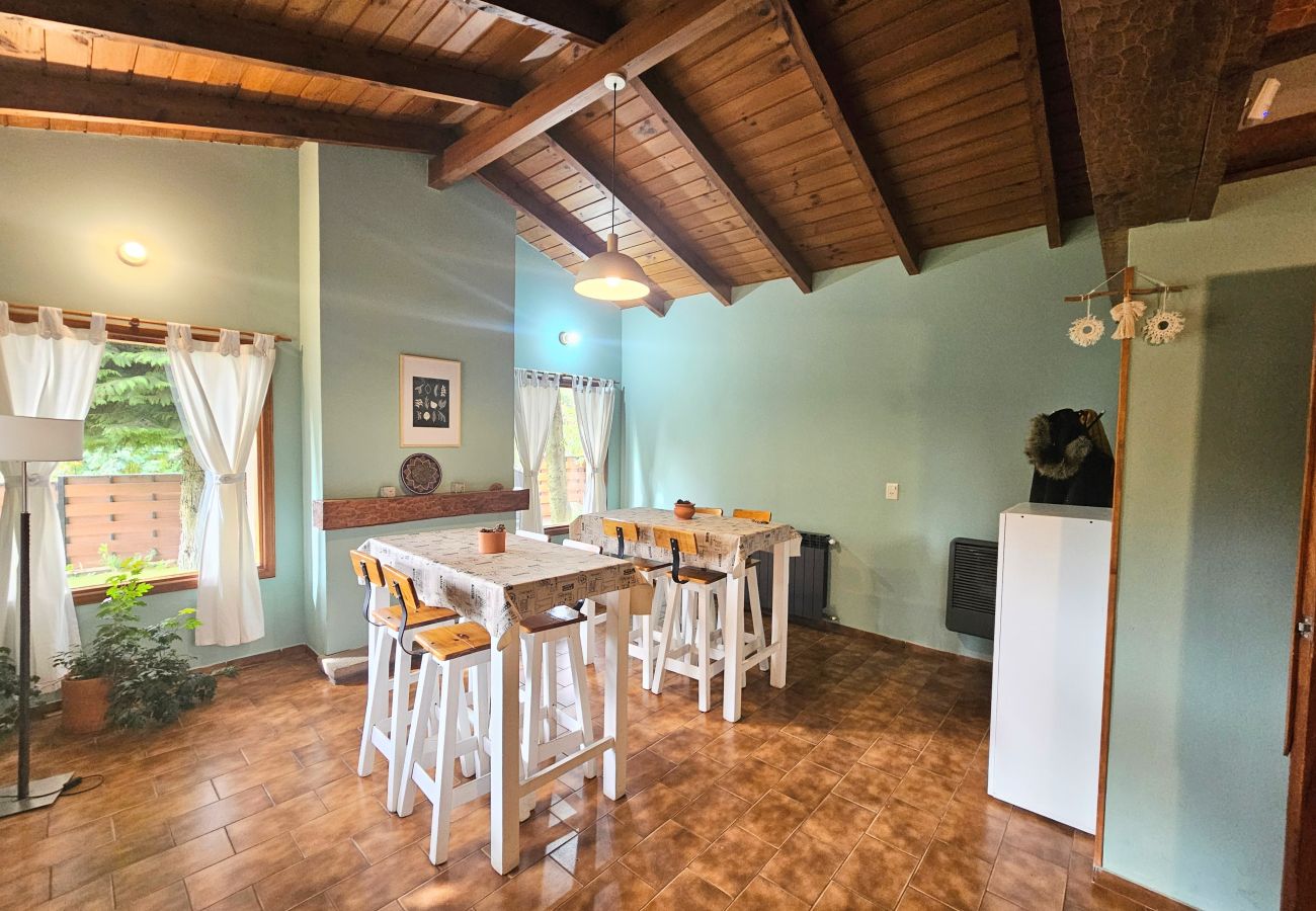 House in San Carlos de Bariloche - Jardin Botanico 6 rooms + 4 bathdroom