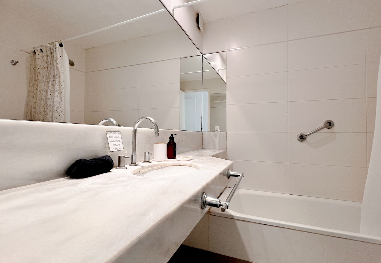 Apartment in Mar Del Plata - Plaza verde | Depto Al - B | Hola Sur