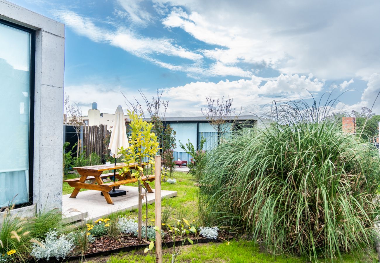 House in Mar Del Plata - Refugio en Acantilados | Casa Arena 1 | Hola Sur