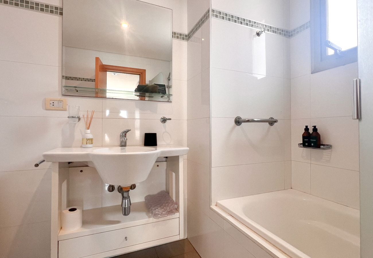 Apartment in Mar Del Plata - Soñar mirando el mar | Depto Falucho | Hola Sur