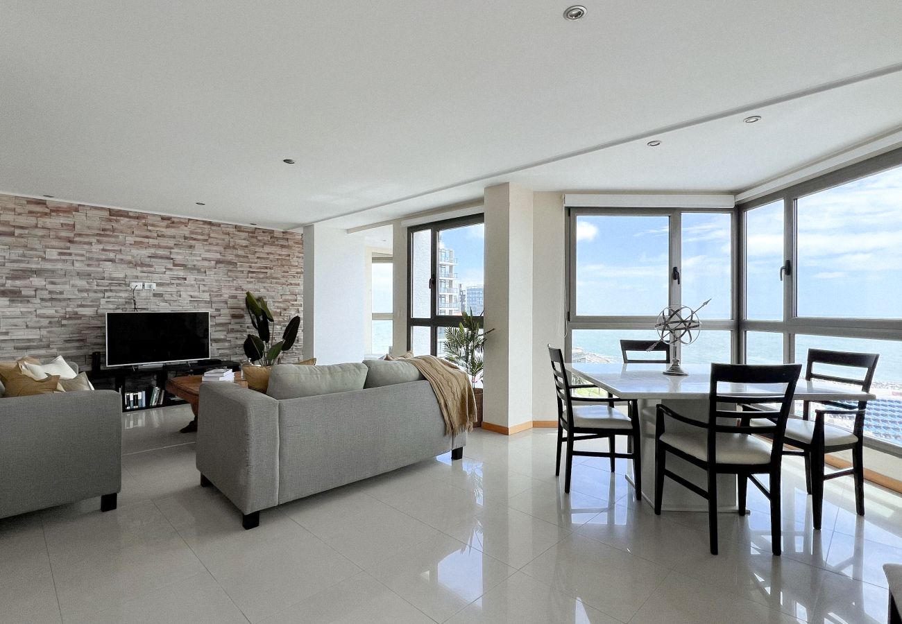 Apartment in Mar Del Plata - Soñar mirando el mar | Depto Falucho | Hola Sur