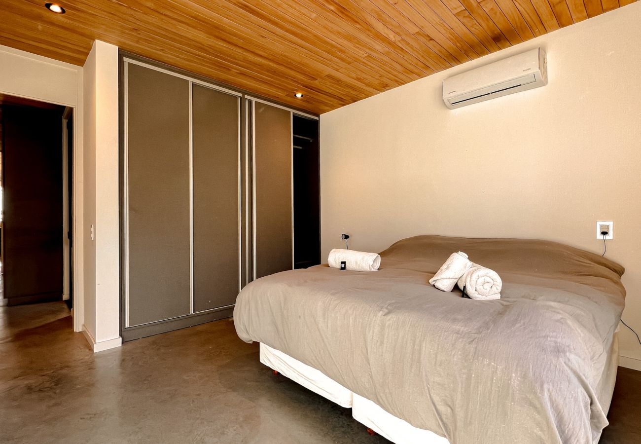 House in Chapadmalal - Wood House in Chapa | Casa Martin | Hola Sur