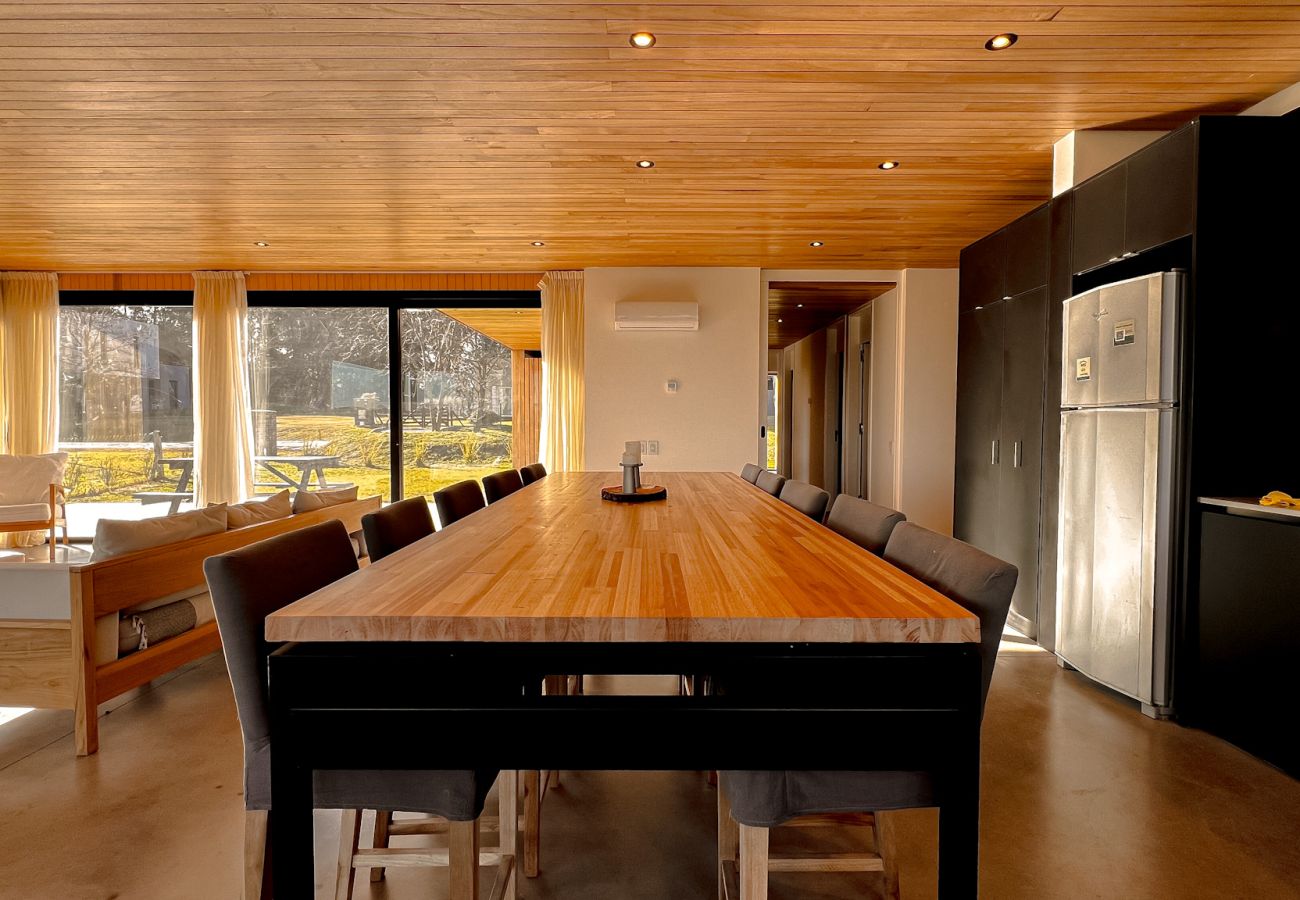 House in Chapadmalal - Wood House in Chapa | Casa Martin | Hola Sur