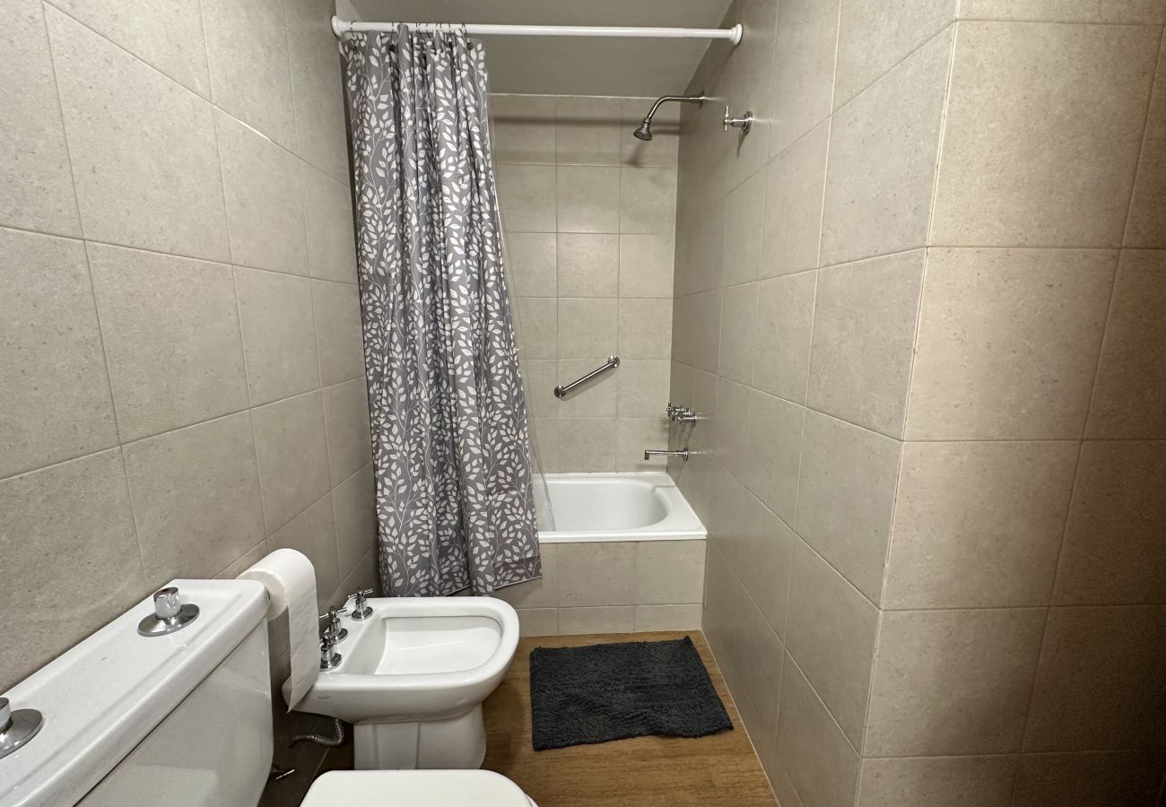 Studio in San Carlos de Bariloche - Grinly with lake view & parking