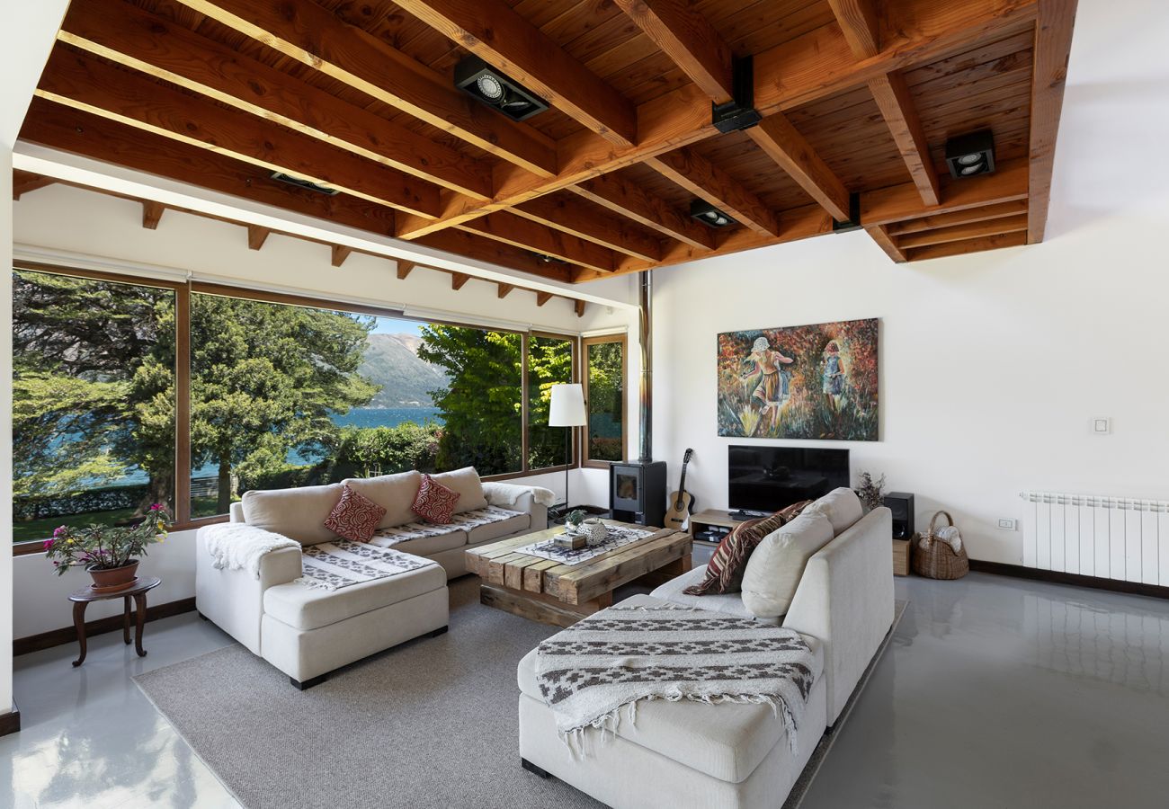 House in San Carlos de Bariloche - Casa con costa en Lago gutierrez en Bariloche
