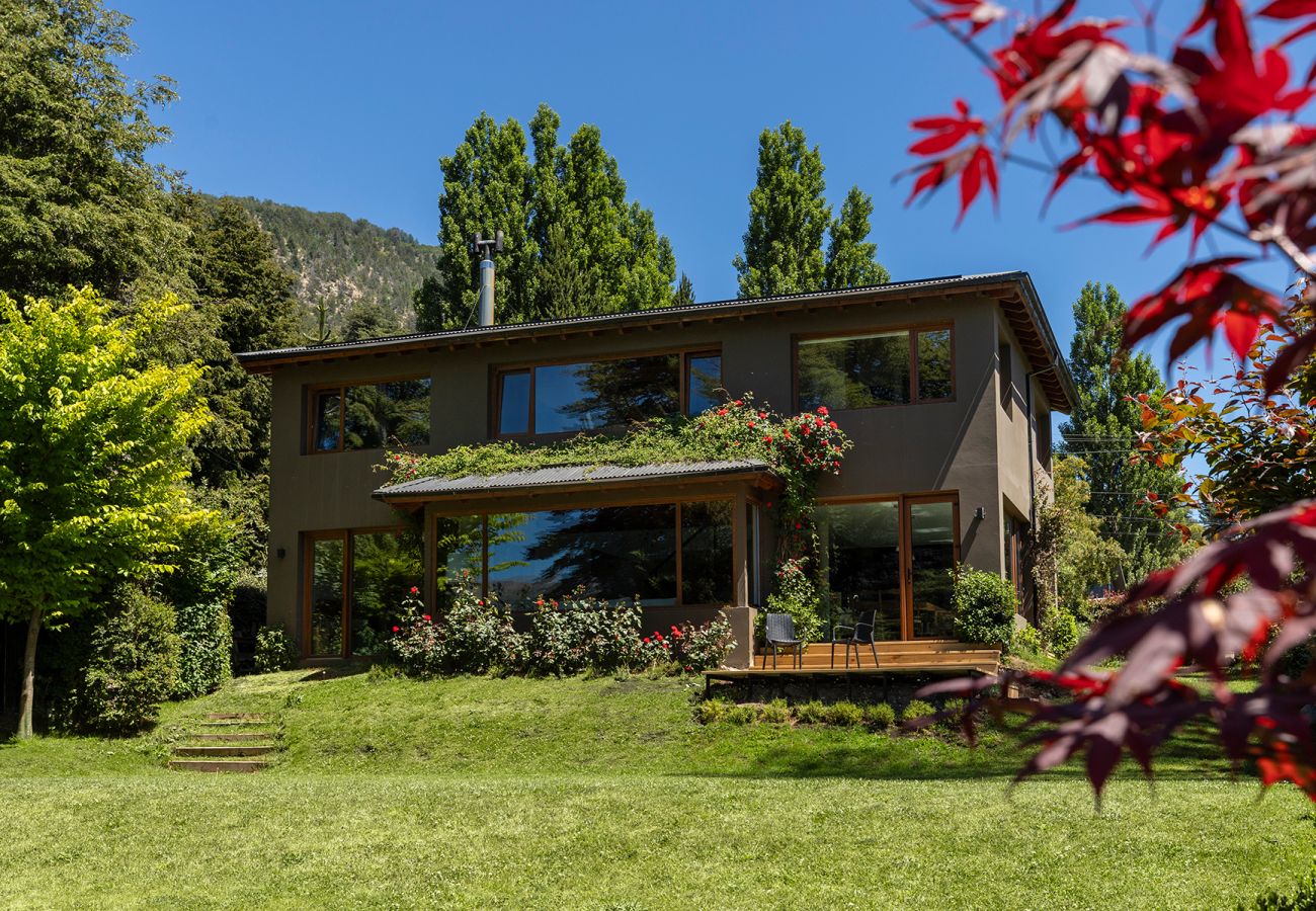 House in San Carlos de Bariloche - Casa con costa en Lago gutierrez en Bariloche