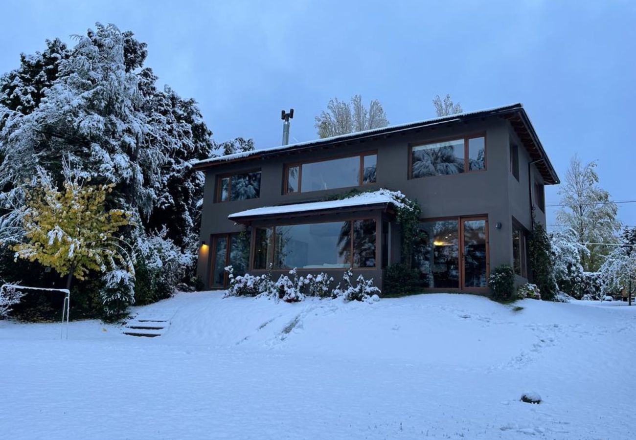 House in San Carlos de Bariloche - Casa con costa en Lago gutierrez en Bariloche