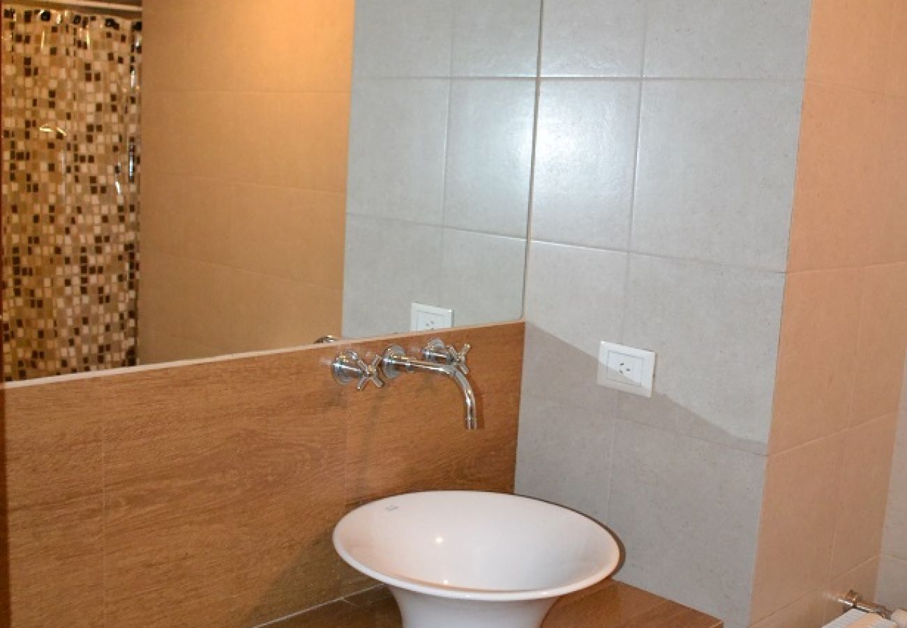 Studio in San Carlos de Bariloche - Terrazas del lago I F con vista al lago Nahuel Hua