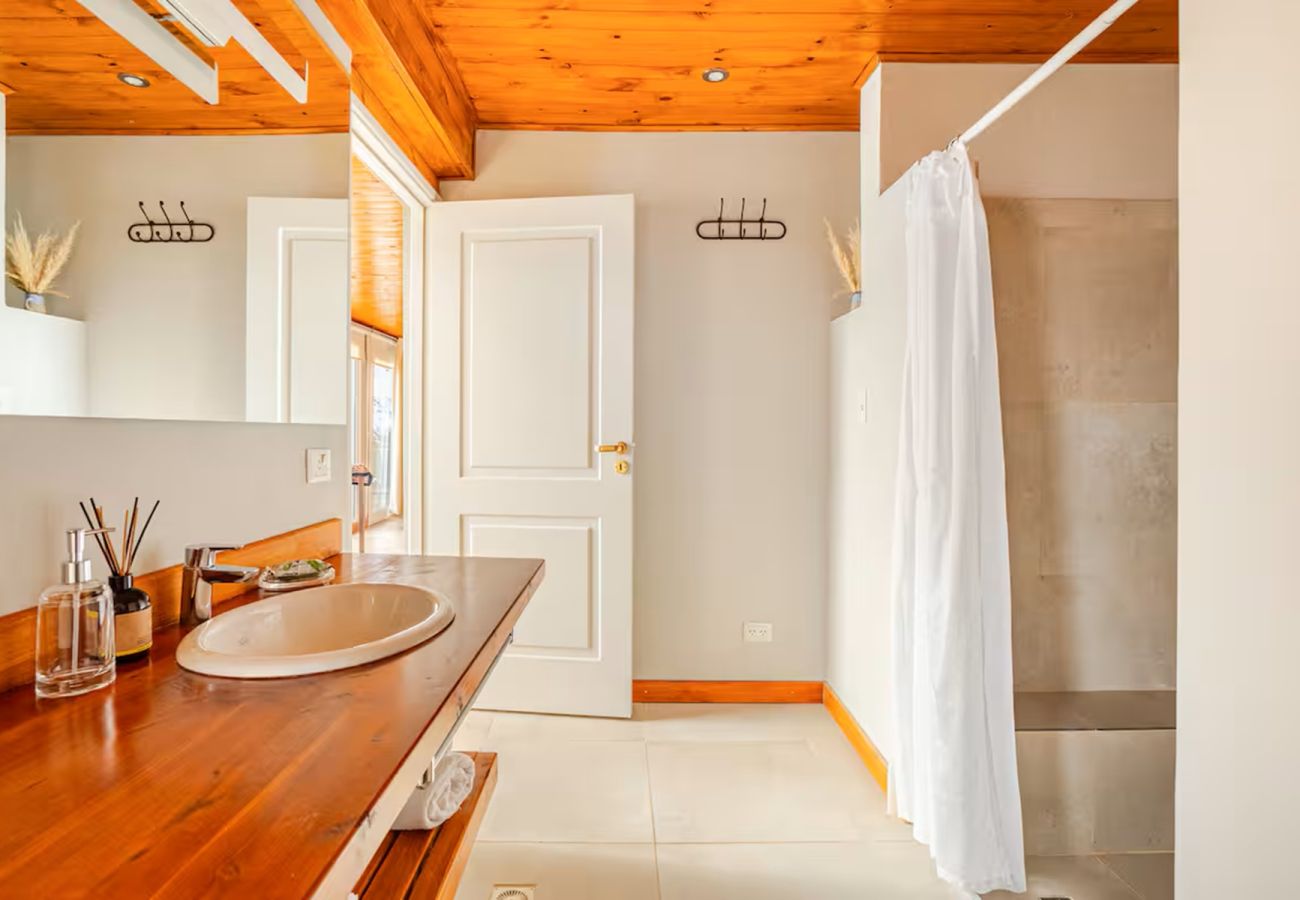 Cabin in San Carlos de Bariloche - 02/3 HUAPI23C VILLA DEL LAGO