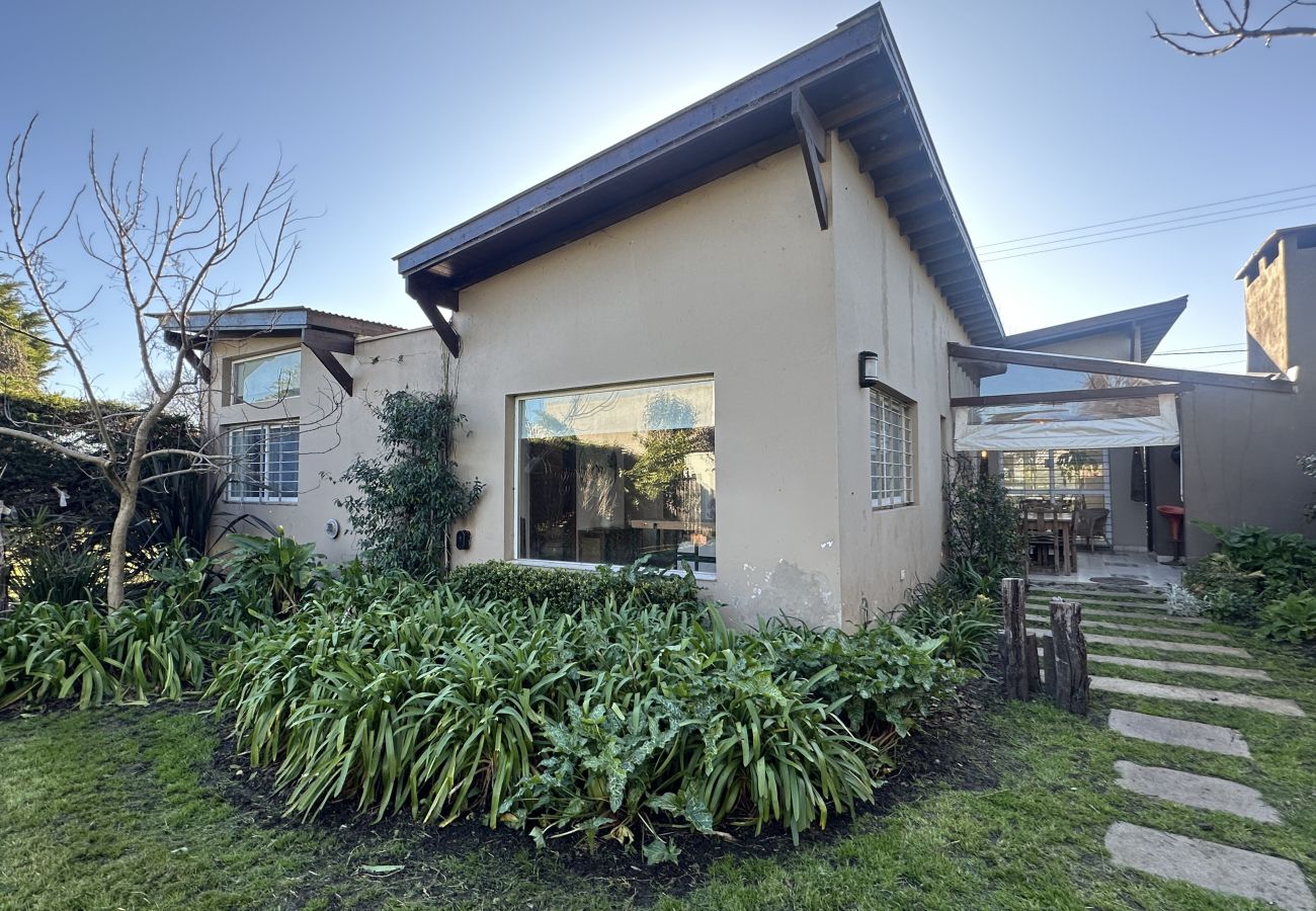 House in Mar Del Plata - Viento Costero | Casa Lopez | Hola Sur
