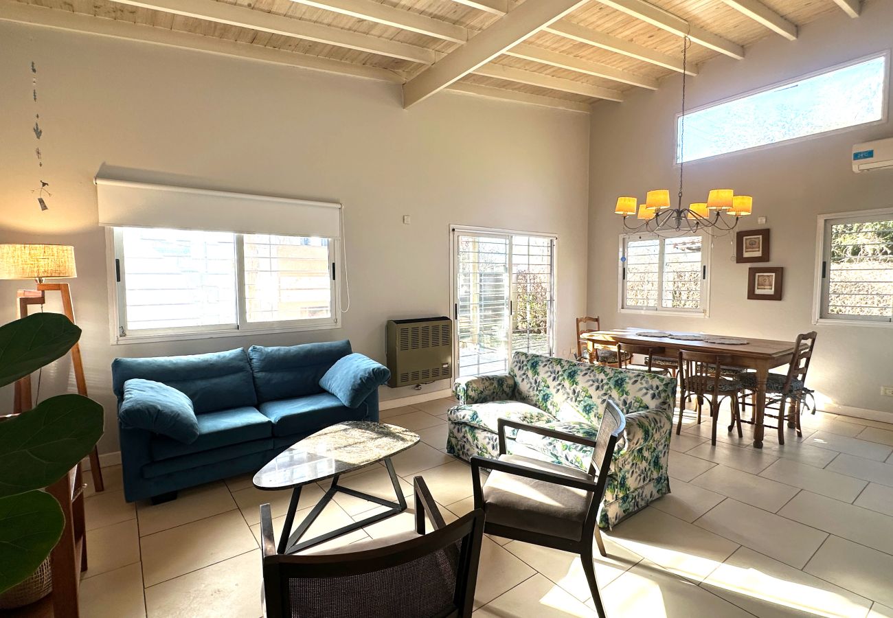 House in Mar Del Plata - Viento Costero | Casa Lopez | Hola Sur