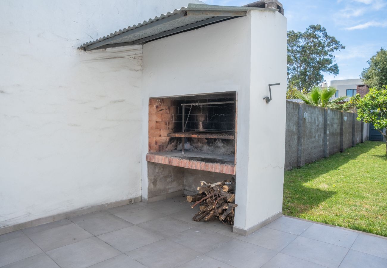 House in Mar Del Plata - Escape en Mogotes | Casa Francisco | Hola Sur