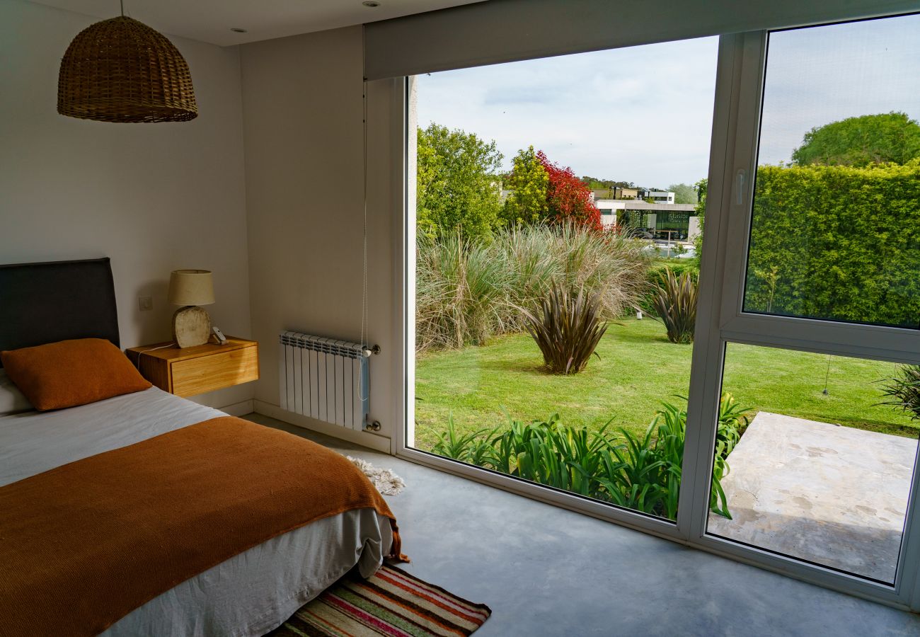 House in Mar Del Plata - Arenas del Sur | Casa Angelica | Hola Sur