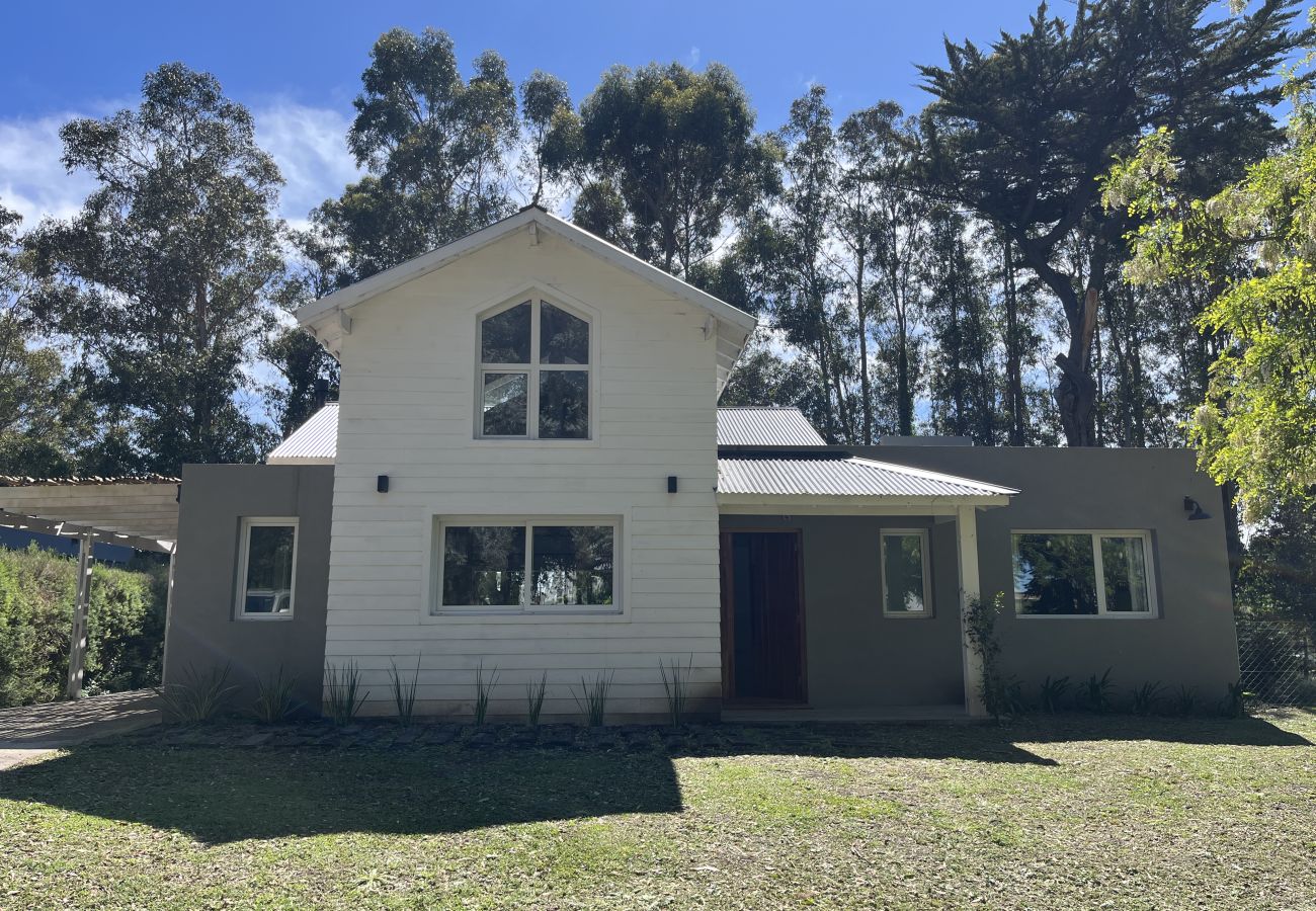 House in Chapadmalal - Country Vibes | Casa Manuela | Hola Sur