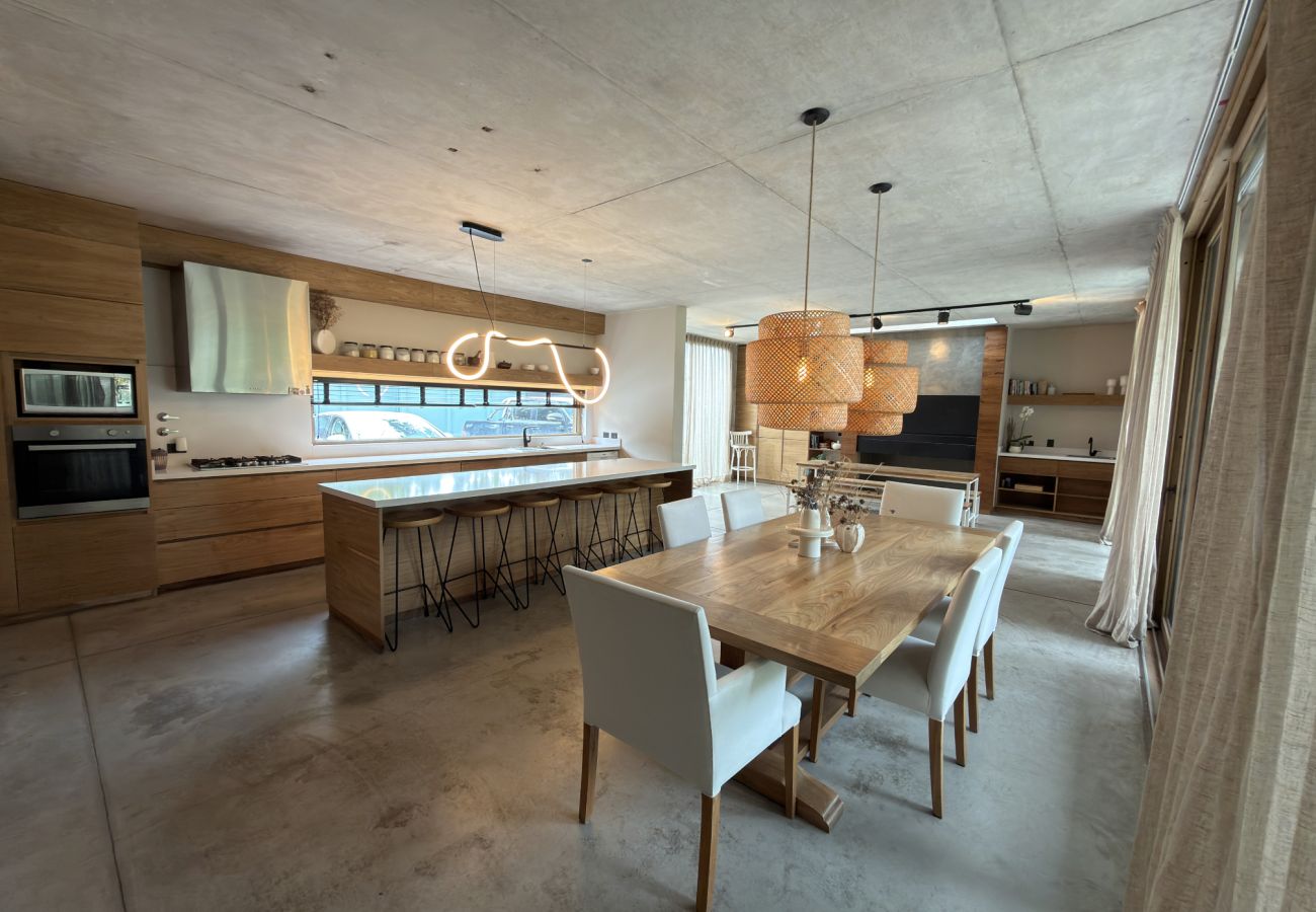 House in Mar Del Plata - Diseño y naturaleza | Casa Cami | Hola Sur