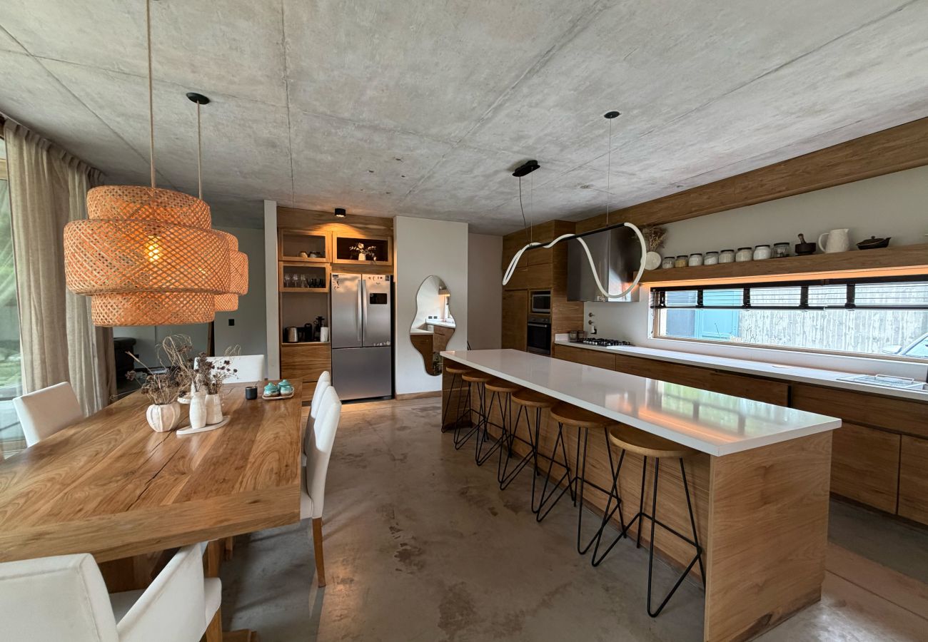 House in Mar Del Plata - Diseño y naturaleza | Casa Cami | Hola Sur