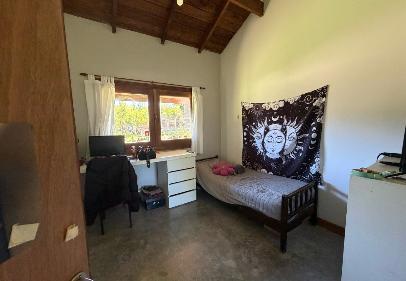 House in Mar Del Plata - Casa estilo Campo en Alfar | Casa Juan | Hola Sur