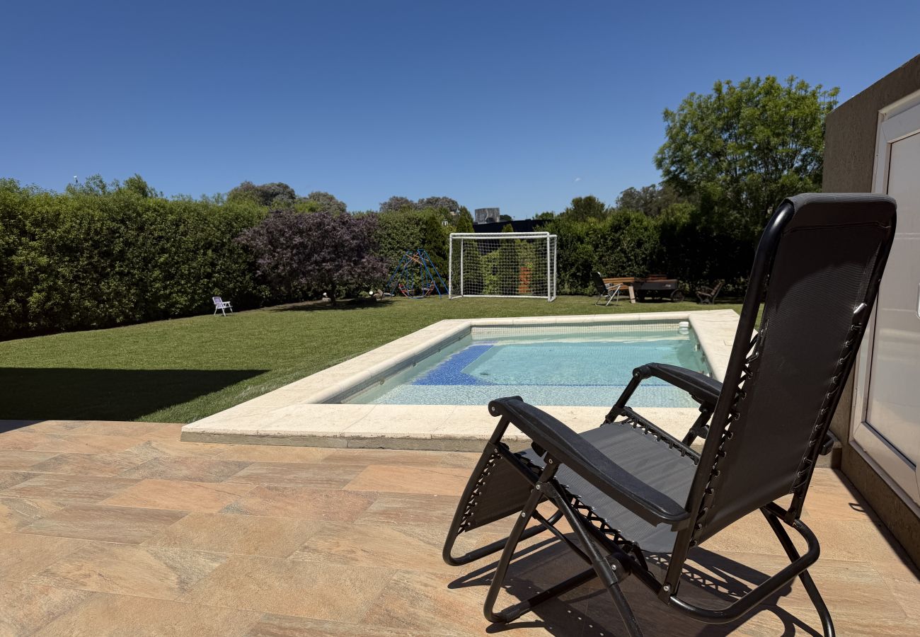 House in Mar Del Plata - Casa con Pileta en Arenas del Sur | Casa Belen | H