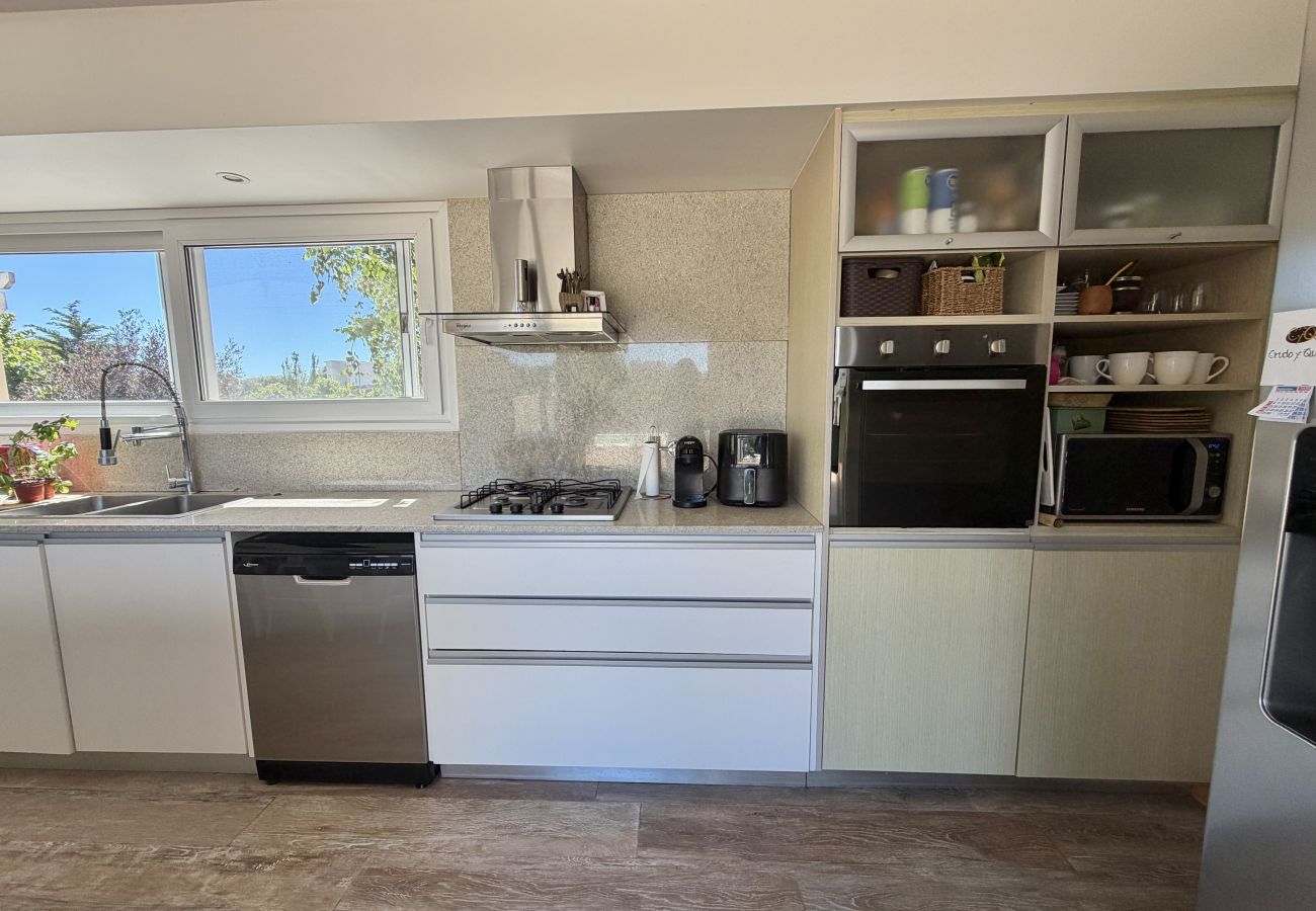 House in Mar Del Plata - Casa con Pileta en Arenas del Sur | Casa Belen | H