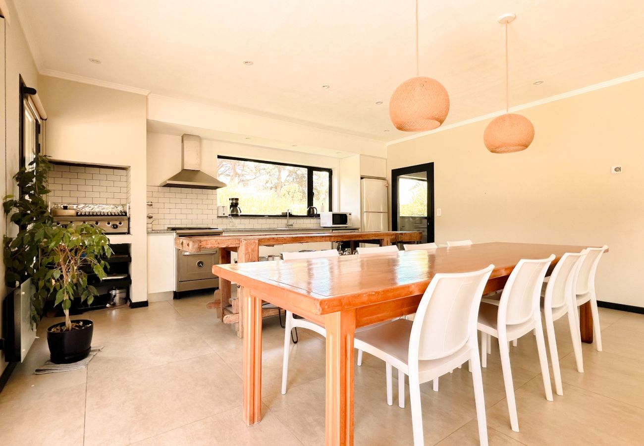 House in Chapadmalal - Naturaleza y confort | Casa Santi 212 | Hola Sur