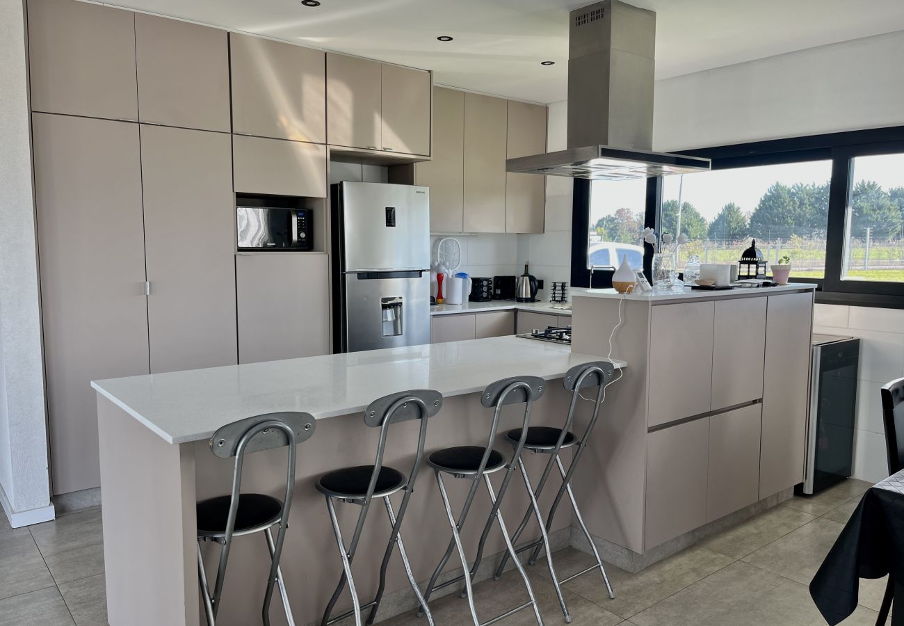 House in Mar Del Plata - Arenas House | Casa Romi | Hola Sur