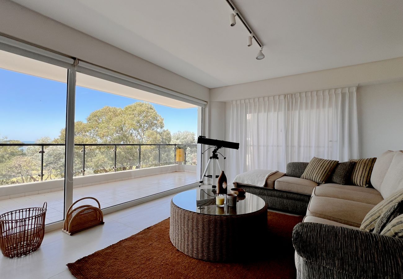 Apartment in Mar Del Plata - Golf & Sea | Depto Vicky | Hola Sur