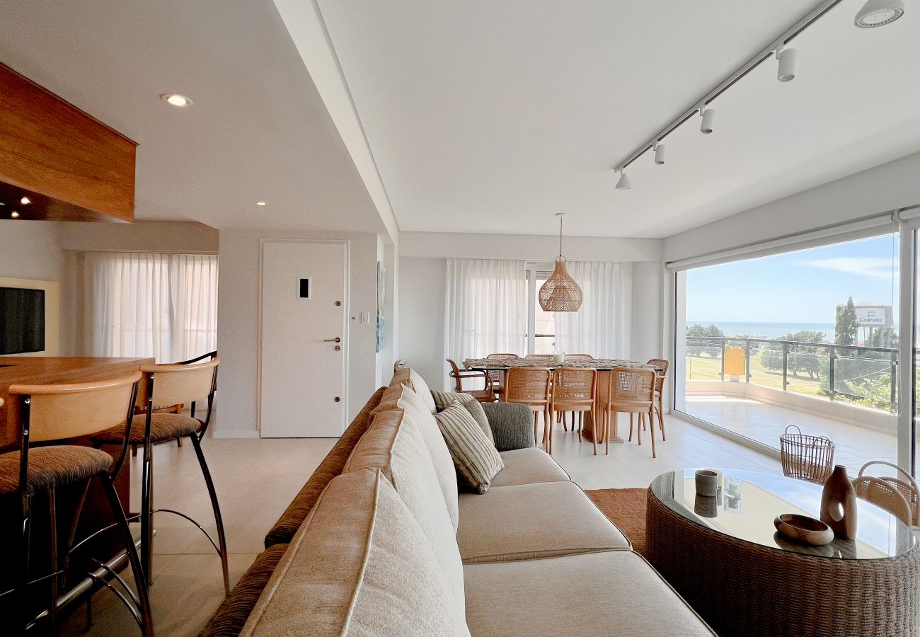 Apartment in Mar Del Plata - Golf & Sea | Depto Vicky | Hola Sur