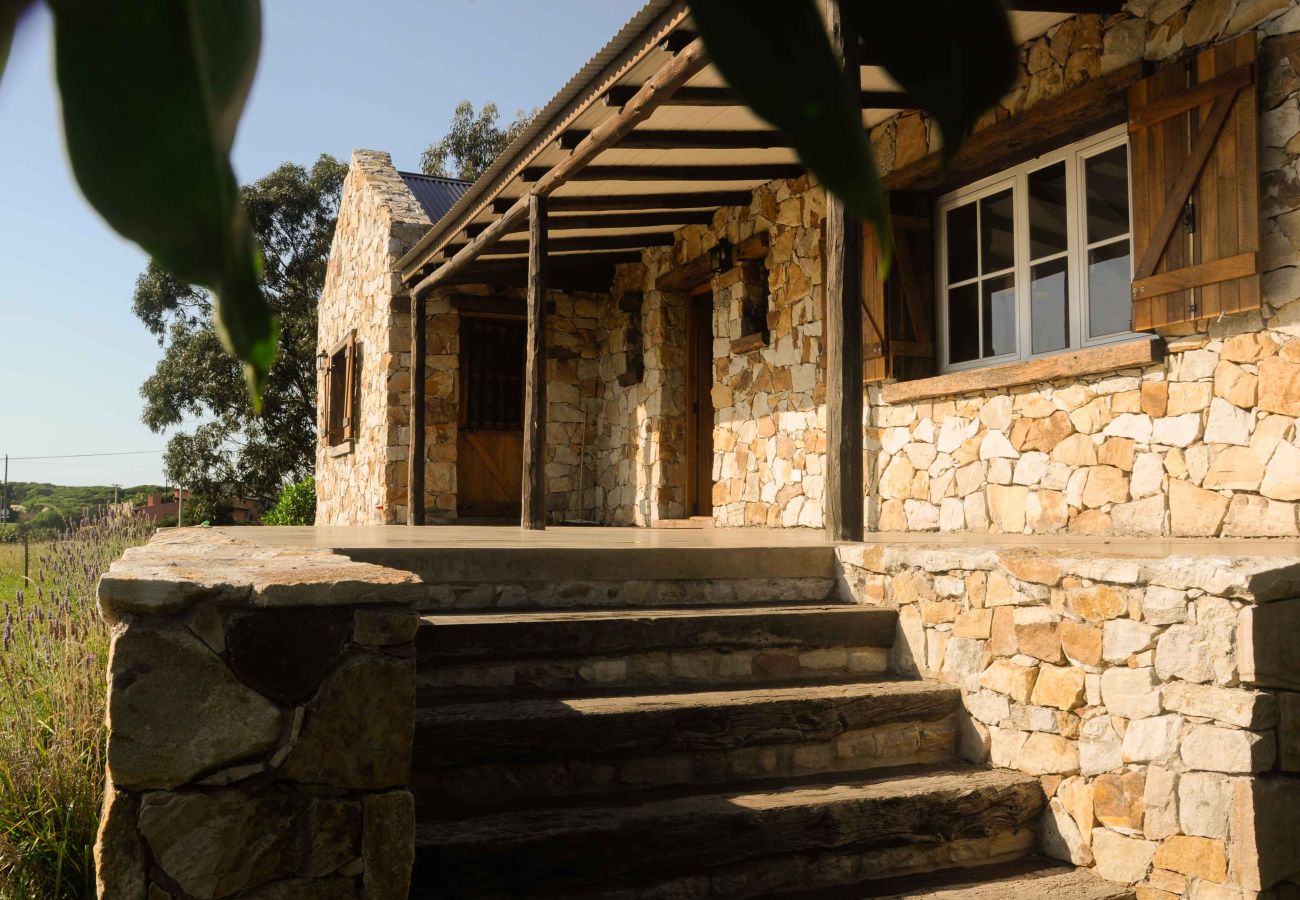 House in Chapadmalal - Casa OMA | Casa Dani | Hola Sur