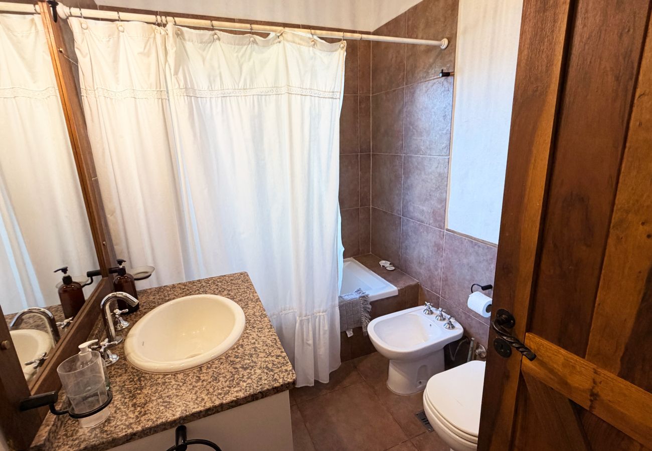 House in Chapadmalal - Casa OMA | Casa Dani | Hola Sur