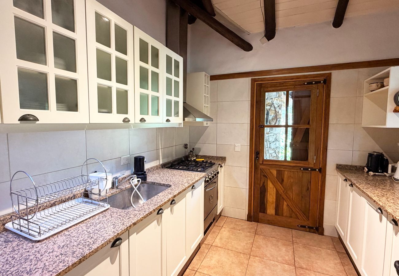 House in Chapadmalal - Casa OMA | Casa Dani | Hola Sur