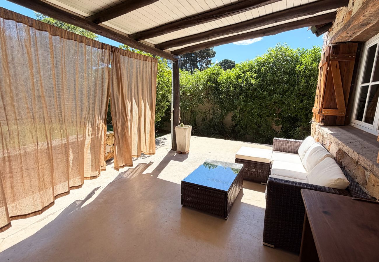 House in Chapadmalal - Casa OMA | Casa Dani | Hola Sur