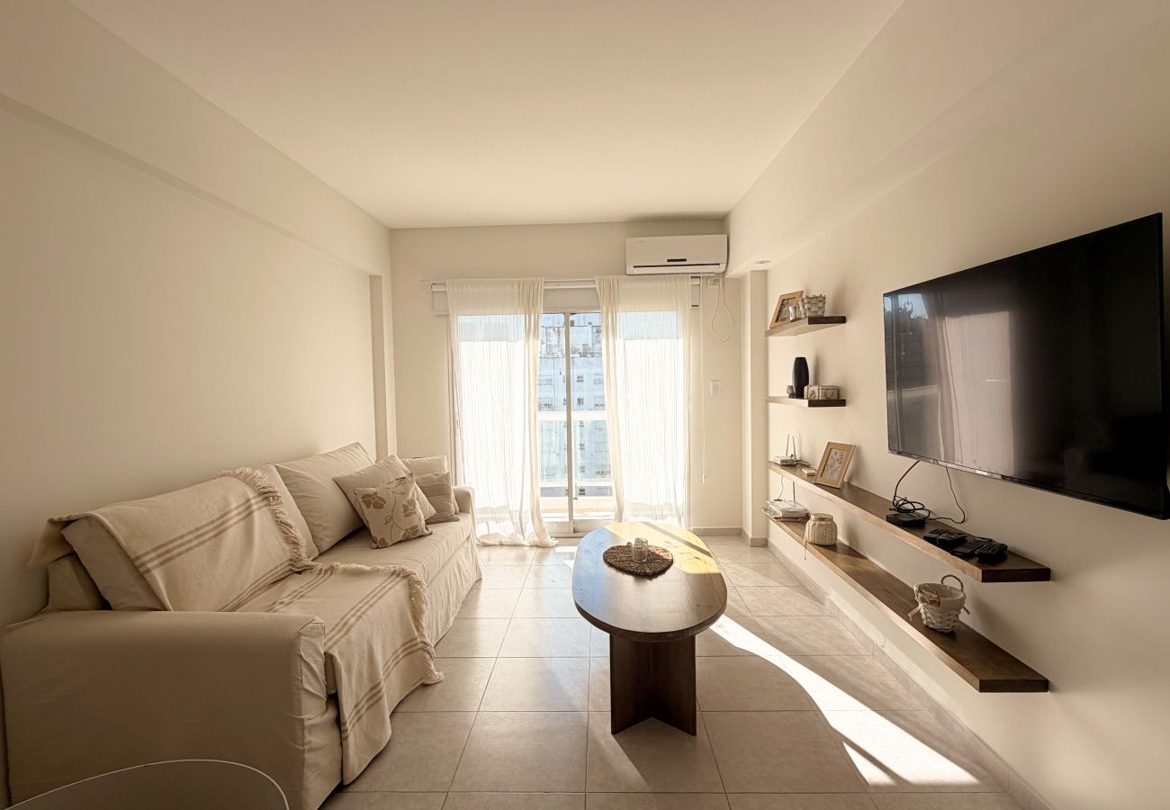 Apartment in Mar Del Plata - Moderno a pasos del Aldrey | Depto Lili | Hola Sur