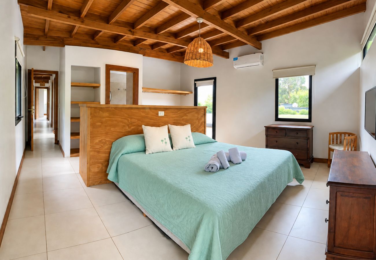 House in Mar Del Plata - Casa Martin | Arenas del Sur | Hola Sur