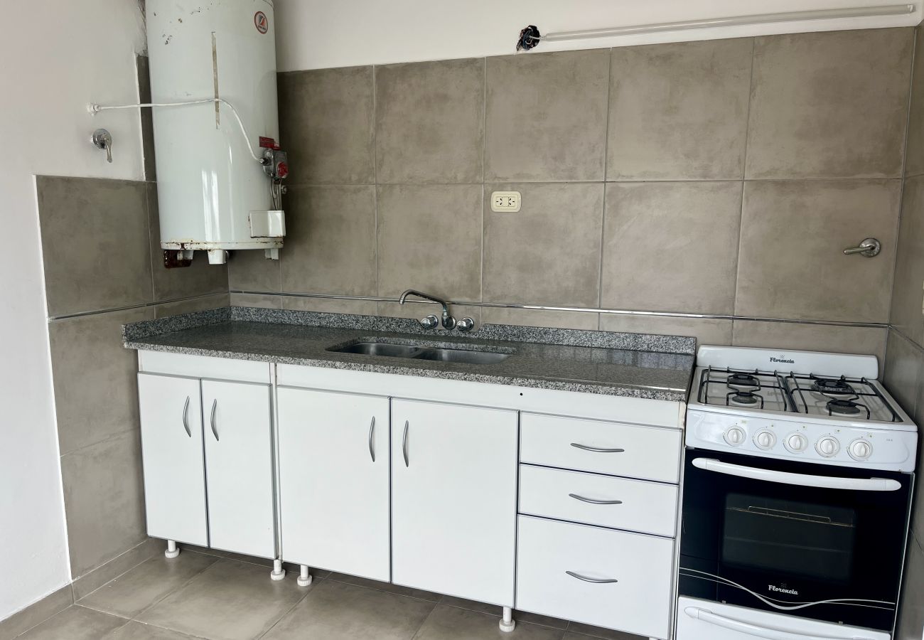 Chalet en Mar Del Plata - Chalet 4 Ambientes + 2 Departamentos en Block, Bar